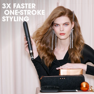 GHD Chronos Hair Straightener Festive Gift Set In Black (Total Value £356.50)
