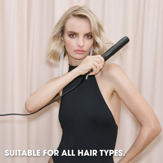 GHD Platinum+ Hair Straightener Festive Gift Set In Black (Total Value £306.50)